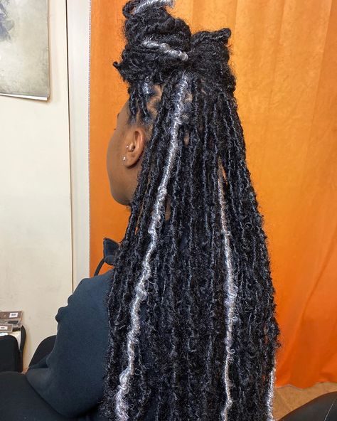 Black And Grey Locs, Gray And Black Locs, Black Locs, Black Boho, Boho Braids, Black And Gray, Protective Hairstyles, Locs, Classic Black