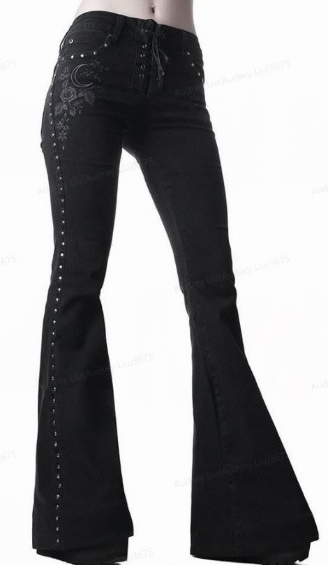 Goth Pants Women, Goth Flare Pants, Trad Goth Pants, 2000s Goth Outfits, Gothic Bottoms, Goth Pants Outfit, Goth Outfits With Pants, Goth Outfits Pants, 2000s Rock Fashion