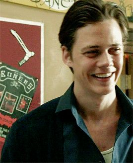 Bill Skarsgård imagines - Happy Birthday - Wattpad Bill Skarsgård Gif, Skarsgard Brothers, Bill Skarsgard Pennywise, Roman Godfrey, Bill Istvan Günther Skarsgård, Hemlock Grove, Billy Boy, Bill Skarsgard, Attractive People