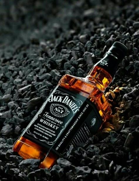 Jack Daniel Aesthetic, Jack Daniels Wallpaper, New Year Wishes Video, Mindset Therapy, Wine Bottle Label Design, Jack Daniels Bottle, Jack Daniels Distillery, Vodka Shots, Bottle Label Design