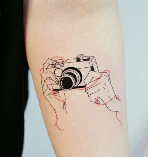 Geometric Tattoo Hand, Camera Tattoo Design, Pop Culture Tattoos, Photographer Tattoo, Warrior Tattoo Sleeve, Carnation Tattoo, Colored Tattoo Design, Camera Tattoos, Karma Tattoo