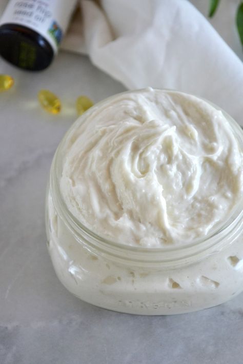 Night Cream Diy, Diy Night Cream Anti Aging, Homemade Night Cream, Diy Night Cream, Diy Face Moisturizer, Anti Aging Homemade, Homemade Face Cream, Anti Aging Makeup, Sugar Scrub Homemade