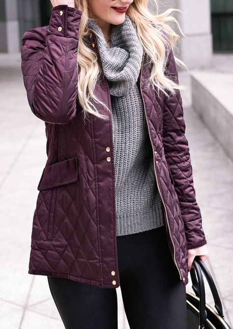 Burgundy Jacket Outfit Fall, Mauve Jacket Outfit, Purple Jacket Outfit Winter, Purple Winter Outfit, Purple Jacket Outfit, Winter Outfits For Ladies, Stylish Outfits For Women, Winter Jacket Outfits, Girls Fall Fashion