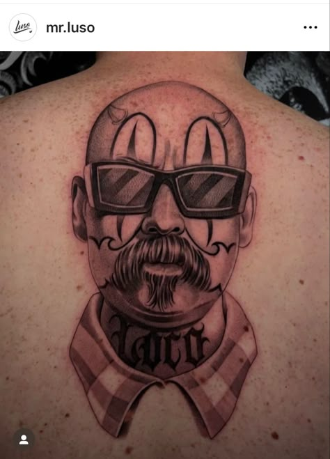 Mexican Wrestler Tattoo, Mexican Clown Tattoo, Chicano Style Tattoo Design, Tattoo Ideas Chicano, Cholo Style Tattoo, Barber Tattoo Ideas, Benjamin Franklin Tattoo, Homies Characters, Mexican Style Tattoos