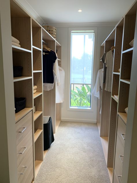 Small Walking Wardrobe Ideas, Windows In Walk In Closet, Closet Between Windows, Walk In Closet Design With Window, Walk Through Closet To Bedroom Master Suite Layout, Small Walk In Closet With Window, Walk In Closet And Bathroom Combo, Bathroom And Closet Combo, Walk In Closet With Window