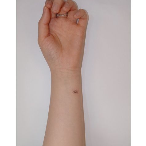 Aquarius Tattoo Finger, Be Tattoo, Aquarius Tattoo, Small Pretty Tattoos, Petite Tattoos, Small Wrist Tattoos, Family Tattoos, Festival Nails, Black And White Aesthetic