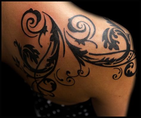 Love it. Want it. Swirl Back Tattoo, Tattoo Swirls Shading, Swirly Back Tattoo, Swirly Tattoos For Women, Flowers And Swirls Tattoo, Damask Tattoo, Baroque Tattoo, Filigree Tattoo, Up Tattoos