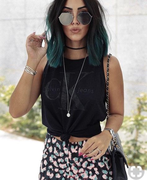 Balayage Black, Short Balayage, Ombre Bob, Brown Ombre Hair, Black Ponytail Hairstyles, Teal Hair, Gorgeous Hair Color, Black Ombre, Ombre Hair Color