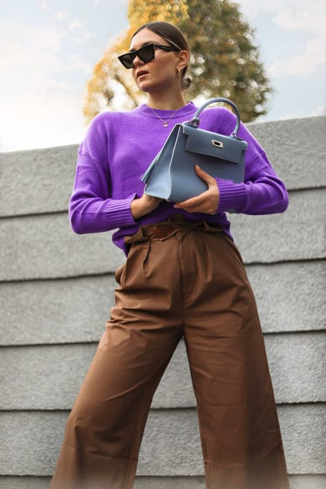 #purple #sweater #knitwear #brown #trousers #blue #handbags #colourful #style #styleinspiration #stylist #styleblogger #ootd #fashionista Brown With Purple Outfit, Pink Khaki Outfit, Brown Purple Outfit, Brown Colour Outfit, How To Style Purple Pants, Purple Sweater Outfit Winter, Purple Turtleneck Outfit, Brown And Purple Outfit, Purple And Brown Outfit