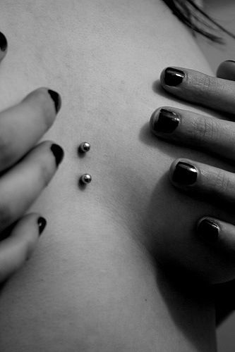 Dermal, love the placing Sternum Piercing Dermal, Sternum Piercing, Piercing Setup, Fantasy Self, Clay Art Ideas, Apartment Block, Vampire Girl, Cool Piercings, Dermal Piercing