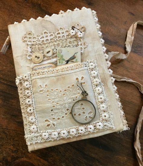 Fabric Junk Journal Cover, Fabric Journal Covers How To Make, Fabric Journal Pages, Junk Journal Cover Ideas Mixed Media, Shabby Chic Journal Covers, Fabric Junk Journal Cover Ideas, Shabby Chic Junk Journal Ideas, Snippets For Junk Journals, Junk Journal Covers Ideas