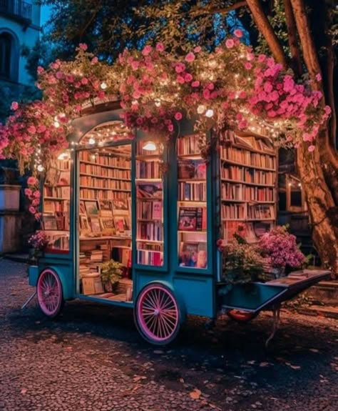 Whats Wallpaper, Mobile Library, Bookstore Cafe, Library Aesthetic, Dream Library, Book Cafe, Decor Studio, Book Shop, Book Nook