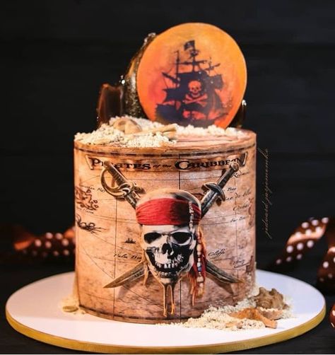 Pirate Ship Cakes, Fondant Cake Tutorial, Cookie Cake Designs, Pirates Of Caribbean, Halloween Cake Decorating, Teen Cakes, Marvel Cake, Cookie Cake Birthday, Pirate Cake