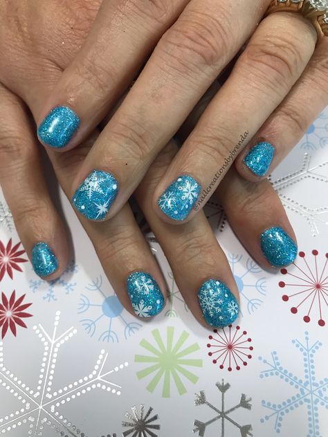 Snowflake Toenail Designs, Snowflake Nails Short, Blue Snowflake Nails, Snowflake Nails, Christmas Gel Nails, Winter Nail Designs, Blue Snowflakes, Toe Nail Designs, Christmas Nail Designs