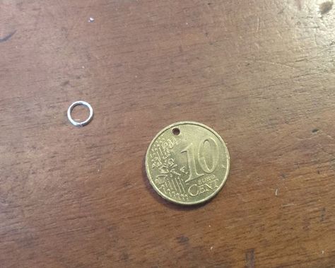 How to Make a Coin Into a Pendant : 5 Steps (with Pictures) - Instructables Coin Jewelry Diy, Traveling Through Europe, Silver Eyeliner, Diy Collier, Ceramic Boxes, Old Coins, Coin Jewelry, Cute Necklace, Pencil Eyeliner