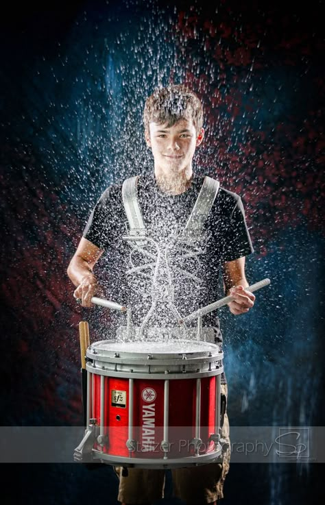 senior, senior pictues, drum, marching band, snare drum, water, wet, splash, rain Drum Marching Band, Marching Band Pictures, Band Senior Pictures, Unique Senior Picture Ideas, Senior Picture Ideas For Guys, Senior Photos Boys, Band Photoshoot, Senior Boy Photography, Senior Boy Poses