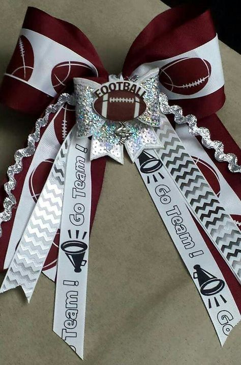 Homecoming Hair Bow Mums, Football Bows Diy, School Spirit Hair Bows Diy, Peewee Homecoming Mums Diy, Homecoming Cheer Bows, Homecoming Bows For Hair, Homecoming Mum Hair Bow, Hair Mums Homecoming, School Spirit Bows