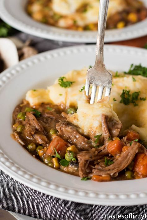 Slow Cooker Shepherd's Pie is an easy way to enjoy a classic casserole. Fork-tender roast #beef simmered with veggies & topped with cheesy mashed #potatoes. #mashedpotatoes #shepherdspie #slowcooker #crockpot #roastbeef #dinner #recipe #maindish Boneless Beef Chuck Roast, Shepherds Pie Recipe Healthy, Cheesy Mashed Potatoes, Shepherds Pie Recipe, Slow Cook, Shepherd's Pie, Food Ingredients, Crock Pot Slow Cooker, Chuck Roast