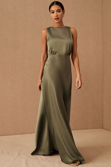 21fe5b8ba755eeaece7a450849876228desc51152815ri Bridesmaid Gown Satin, Simple Satin Dress, Loose Gown, Bhldn Bridesmaid, Charmeuse Dress, Pattern Wedding, Groom Dresses, Mob Dresses, Soft Dress