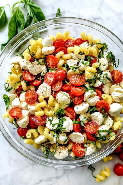 THE BEST Caprese Pasta Salad | foodiecrush.com Potluck Sides, Dinner Staples, Caprese Pasta Salad Recipes, Burrata Caprese, Salad Caprese, Tomato Pasta Salad, Easy Potluck, Caprese Recipes, Potluck Side Dishes