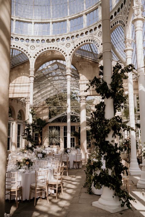 Indoor Glass Wedding Venues, Wedding Venues Conservatory, Uk Outdoor Wedding, Syon Park Wedding Conservatory, Beautiful Wedding Venues Outdoors, Conservatory Wedding Decor, Royal Wedding Venue Aesthetic, Wedding Venues Library, Conservatory Wedding Ceremony