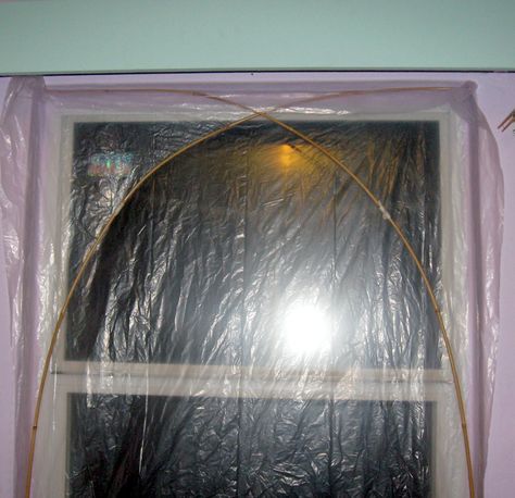 Hang plastic film over windows without tape Plastic Window Covering, Plastic Over Windows For Winter, Winter Hacks Cold Weather, Diy Interior Storm Windows, Interior Storm Windows, Winter Preparation, Winter Windows, Diy Insulation, Drafty Windows