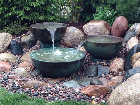 Garden Design Japanese, Southwest Landscaping, Landscaping With Fountains, Desert Backyard, Garden Aesthetics, Backyard Creations, Patio Pond, Rock Fountain, Outdoor Water Features