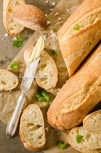 Ciabatta Bread Recipe Sandwiches, Bread Pudding Muffins, Sandwiches Breakfast, Ciabatta Bread Recipe, Bread Photography, Pumpkin Cake Mix, Healthy Banana Recipes, Banana Recipes Easy, Applesauce Bread