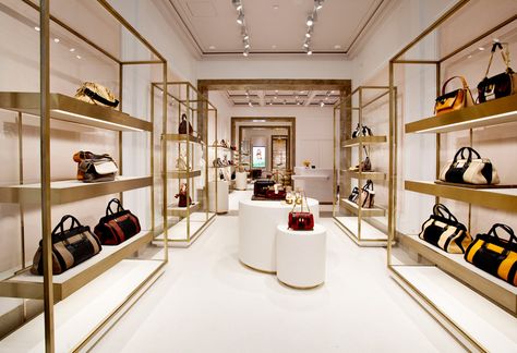 19 Stylish Retail Design Stores Interiors Around The World Shoe Store Design, Interior Design Singapore, Retail Boutique, Retail Store Interior, Store Interiors, Interior Display, Retail Store Design, Shop Front Design, Boutique Interior