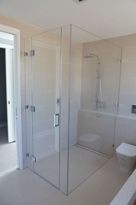 Shower cubicle! Contact via Mobile: +971-56-9705884 https://www.expertglassdubai.com/ #expertglassdubai #Cubicles #showercubicle #glasscubicle #showerglassdoors Bathroom Cubicle, Cubicle Design, Bathroom Shower Doors, Shower Cubicle, House Window Design, Shower Screens, Amazing Showers, Shower Glass, Frameless Shower Enclosures