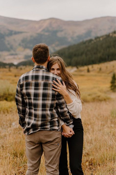 Engagement Photos Outfits Fall Mountains, Different Engagement Photo Styles, Engagement Pictures In The Mountains, Fall Country Couple Photoshoot, Engagement Hiking Photos, Couples Fall Engagement Photos, Fall Foliage Engagement Photos, Adirondack Engagement Photos, Rustic Engagement Photos Ideas