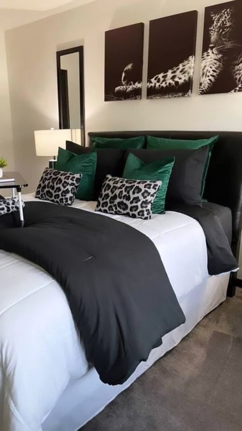 Makeup Station In Bedroom Modern, Emerald Green And Silver Bedroom, Emerald And Gray Bedroom, Green And Black Master Bedrooms Decor, Jungle Theme Room Adult, Green And Black Bedroom Decor, Green And Black Room Aesthetic, Black And Emerald Bedroom, Green Black And White Bedroom