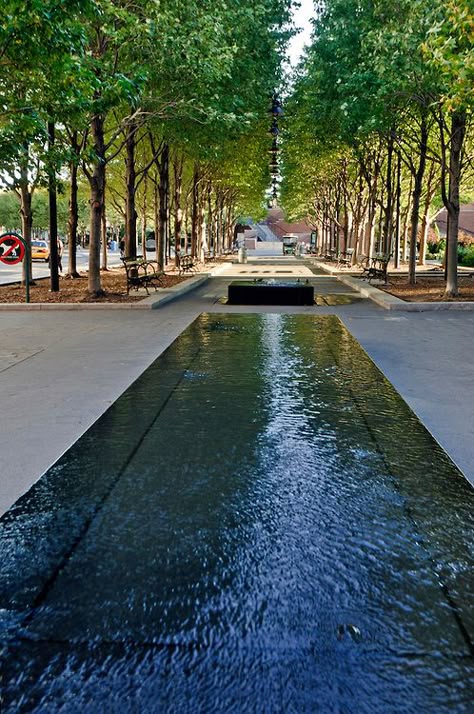 Reflective Pool, Battery Park City, Water Architecture, Fountain City, Pool Water Features, Urban Landscape Design, Battery Park, Reflecting Pool, Landscape And Urbanism