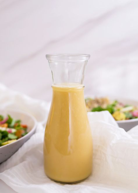 Maple & Apple Cider Vinaigrette – IVGreenhouse - Exploring Food Apple Cider Vinegrette, Maple Syrup Salad Dressing, Apple Cidar Vinegar, Apple Cidar, Apple Cider Vinaigrette, Maple Vinaigrette, Cider Vinaigrette, Champagne Vinaigrette, Homemade Apple Cider