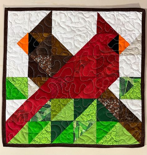 Red Cardinal Quilt Pattern, Cardinal Quilts Free Pattern, Cardinal Quilt Block Pattern, Cardinal Quilt Block, Christmas Quilt Wall Hanging, Free Barn Quilt Patterns, Cardinal Quilt, Cardinal Pair, Bird Quilt Blocks