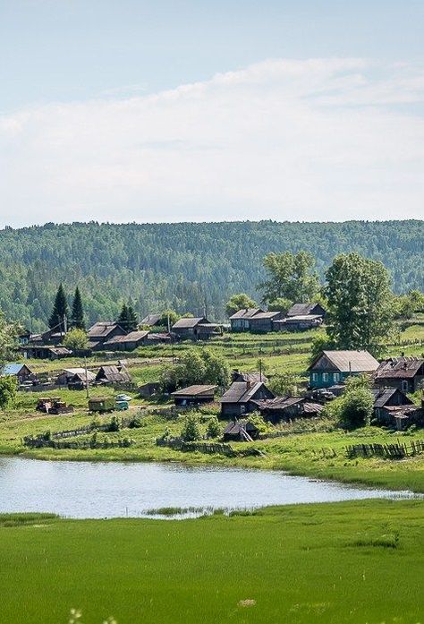 Siberian Village, Arctic Village, Russia Landscape, Russian Village, Siberia Russia, Rural Village, Lake Baikal, Scenic Photography, Places Around The World