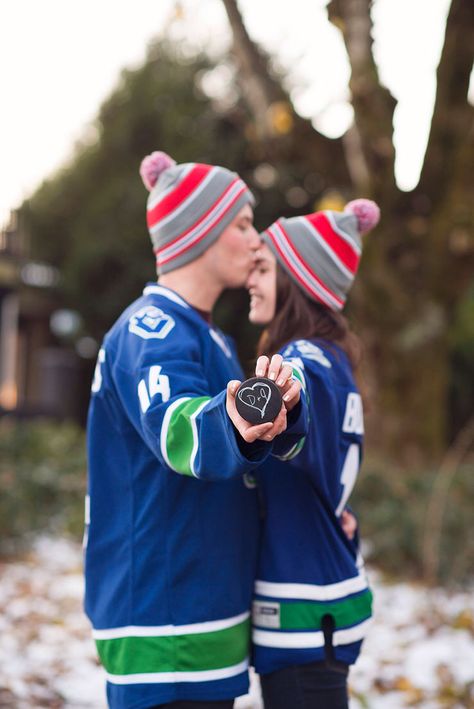 Hockey Wedding Engagement Photo Ideas Hockey Wedding, Mountain Engagement Photos, Engagement Photo Shoot, Winter Engagement Photos, Save The Date Photos, Winter Photos, Engagement Poses, Winter Engagement, Wedding Engagement Photos