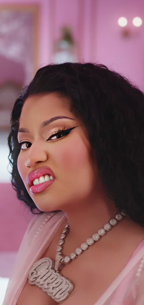 Rare Nicki Minaj Pictures, Nicki Minaj Wallpaper Pink, Nicki Minaj Wallpaper Lockscreen, Nicki Minaj Mixtape, Princess Diana Wallpaper, Nicki Minaj Looks, Nicki Minaj Aesthetic Wallpaper, Nicki Minaj Pink Print, Nicki Minaj Art