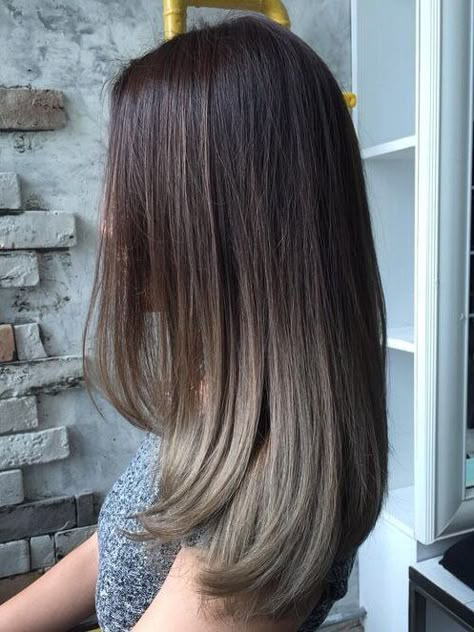 Mushroom Brown Sombré Brown Ombre Hair Color, Straightening Hair, Grey Ombre Hair, Short Ombre Hair, Hair Color Chocolate, Brown Ombre Hair, Layered Hairstyles, Haircut Styles, Hair Straightening