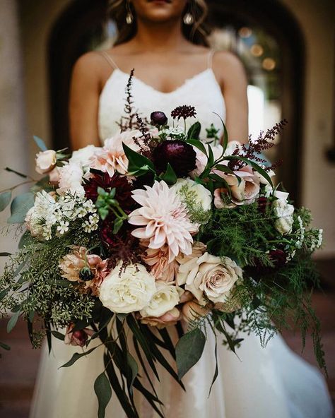 Blush Bouquet Wedding, Fall Wedding Color Schemes, Bridal Bouquet Flowers, Hollywood Wedding, Moody Wedding, Fall Wedding Flowers, Fall Wedding Colors, Blush Wedding, Bridal Flowers