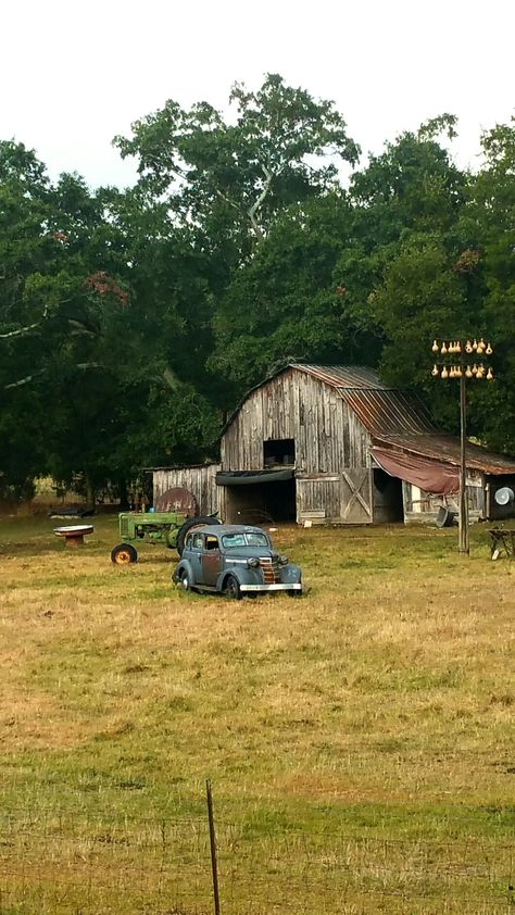 Old barn,tractor and car near Cedartown, Georgia. Photo taken by Robin Shake Rural Georgia Aesthetic, Location Aesthetic, Harvest Farm, Farm Photography, Old Farm Equipment, Antique Car, Old Car, Country Charm, Old Farm