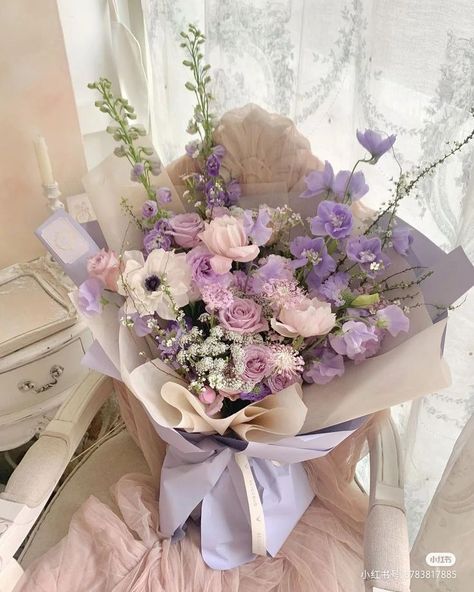 Purple Flower Bouquet, Flower Boquet, Pretty Bouquet, Luxury Flower Bouquets, Prettiest Bouquet, Purple Bouquet, Flower Gift Ideas, Boquette Flowers, A Beautiful Flower