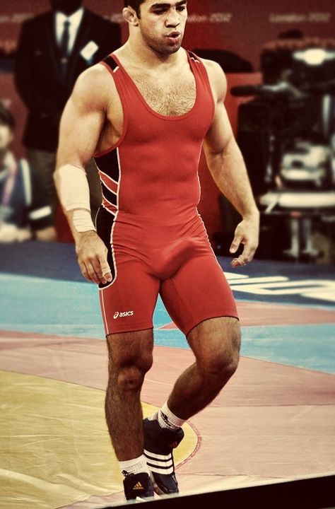 College Wrestling, Combat Clothes, Wrestling Singlet, Lycra Men, Bear Men, Athletic Men, Sport Man, Cycling Outfit, Muscle Men