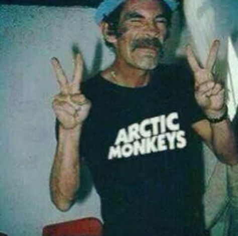 Arctic Monkeys Profile Pic, Arctic Monkeys Funny Pics, Arctic Monkeys Profile Picture, Monkey Icon, Arctic Monkeys Wallpaper, Monkey Wallpaper, Monkey 3, Lol Memes, Artic Monkeys