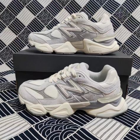 New Balance 9060 Quartz Grey New Balance Shoes 9060, New Balance 9060 Grey, 9060 New Balance, Black Running Shoes Women, Birthday Plans, New Balance Trainers, Grey New Balance, New Balance Outfit, New Balance 9060