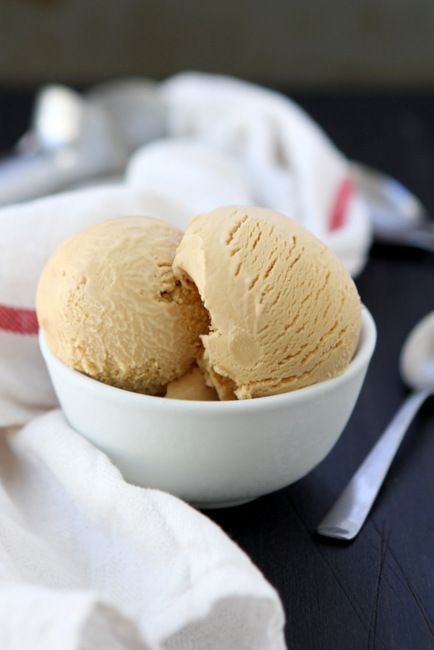 Salted Caramel Ice Cream Cider Ice Cream, Caramel Ice Cream Recipe, Salted Caramel Gelato, Salted Caramel Ice Cream, Gelato Recipe, Gelato Ice Cream, Apple Cider Caramels, Caramel Ice Cream, Frozen Ice