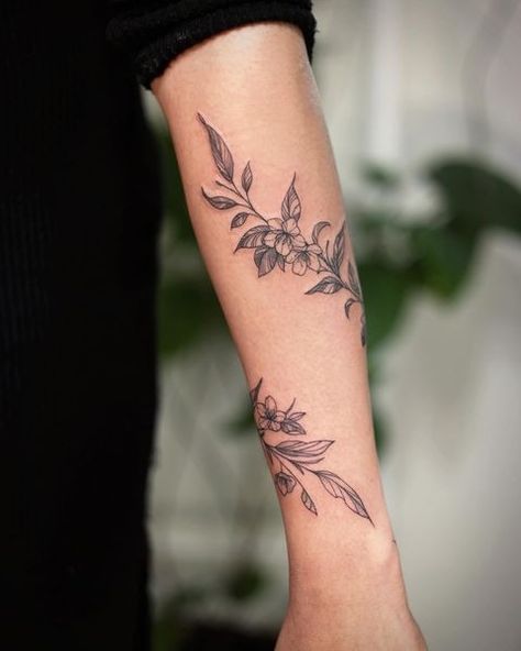 VVS Tattoo | Vine with flower tattoo on Arm . . #vinewithflower #vinewithflowertattoo #armtattoo #leaftattoo #finelineleaves #leavestattoo #vinetattoo… | Instagram Vine With Flowers Tattoo, Flower Tattoo On Arm, Flower Vine Tattoos, Around Arm Tattoo, Tattoo On Arm, Flower Tattoo Arm, Vine Tattoos, Birth Flower Tattoos, Flowers Tattoo