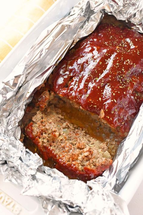 Ritz Cracker Meatloaf, The Best Meatloaf Recipe, Best Meatloaf Recipe, The Best Meatloaf, Ritz Cracker Recipes, Most Pinned Recipes, Delicious Meatloaf, Ritz Cracker, Good Meatloaf Recipe