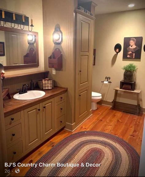 Small Country Bathroom Ideas, Small Country Bathroom, Country Primitive Bathroom, Primitive Bathroom Ideas, Primitive Bedroom Ideas, Gail Reeder, Country Bathroom Ideas, Colonial Bathroom, Primitive Bathroom Decor