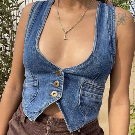 Combhasaki Women's Y2K Vintage Denim Vest Sleeveless V Neck Button Down Irregular Hem Outwear Gilet Streetwear Tank Top, Grunge Kawaii, Womens Denim Vest, Vintage Denim Vest, Denim Tank Top, Mode Hippie, School Outfit Women, Denim Tank, Tops Style